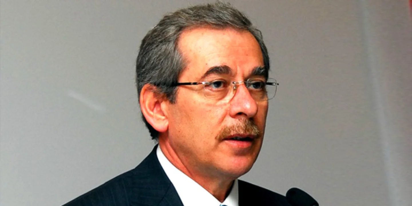 Abdüllatif Şener Kimdir?