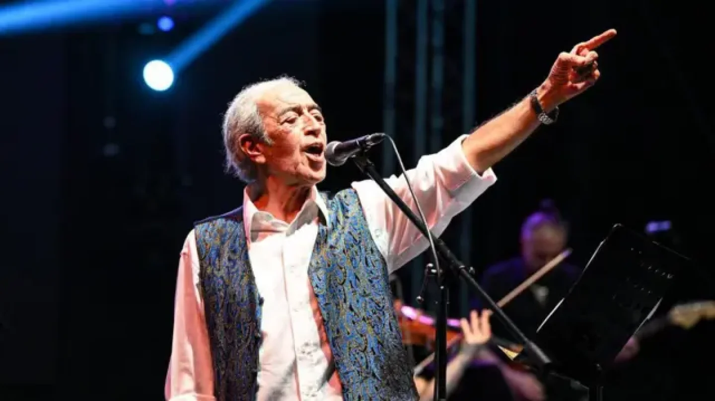 Edip Akbayram Kimdir?