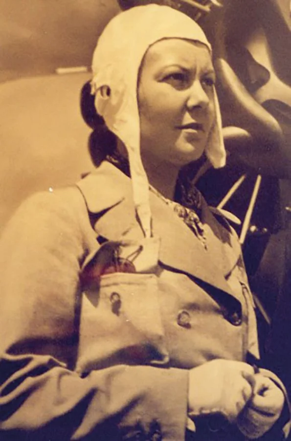 Sabiha Gökçen Kimdir?