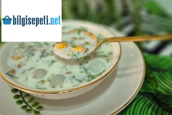 Yeşil Mercimekli Yoğurtlu Çorba