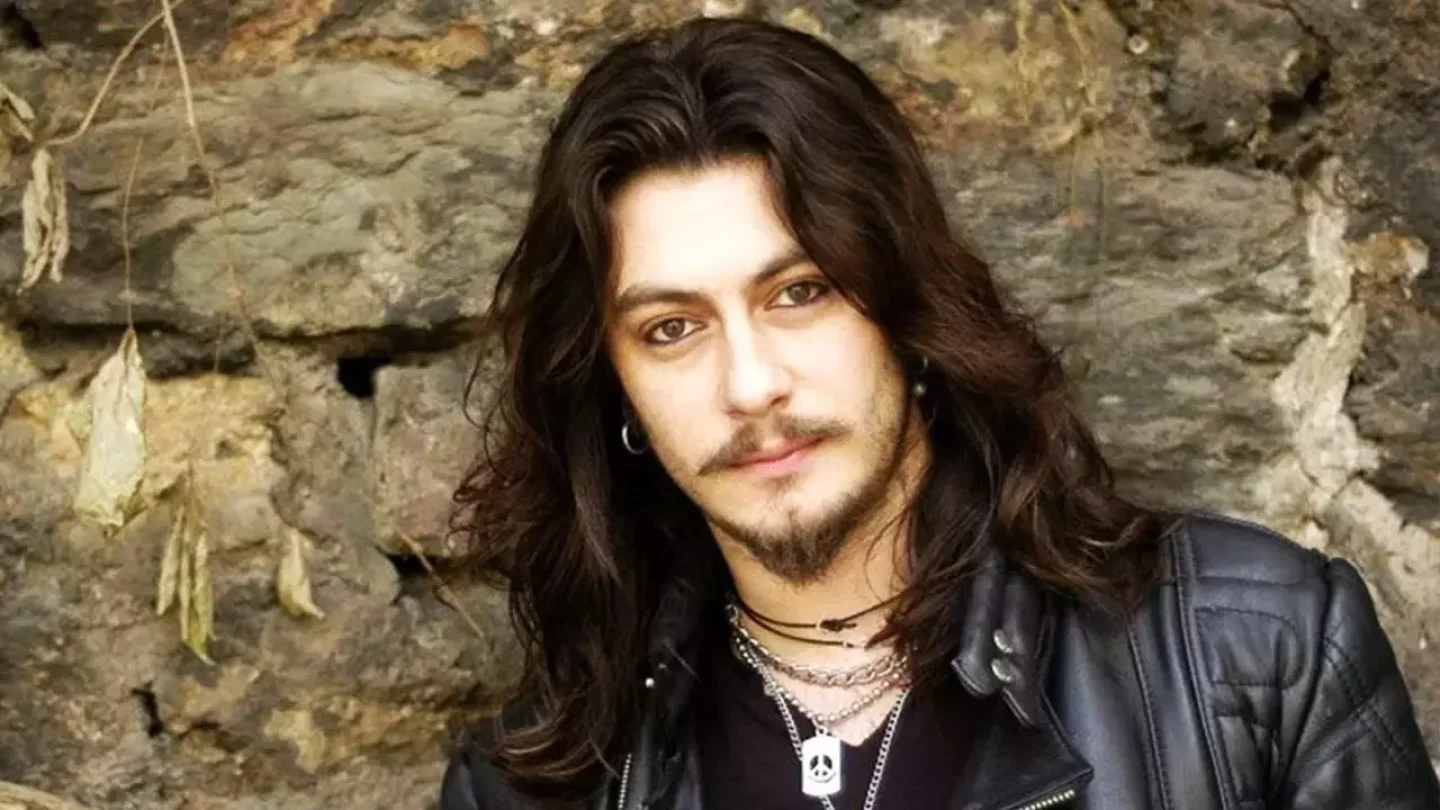 Barış Akarsu Kimdir?