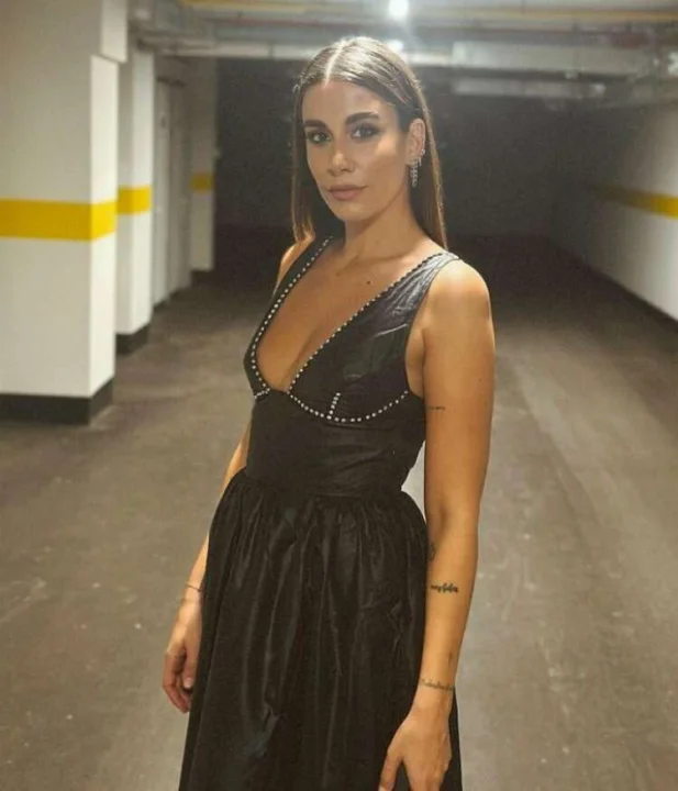 Zeynep Mayruk Kimdir?